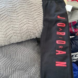 Kids Jordan sweatpants size medium brand new
